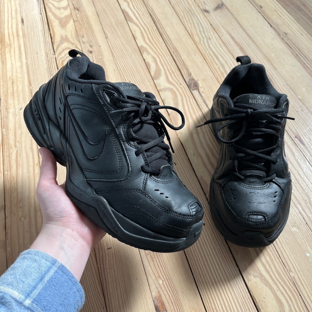 Nike Air Monarch IV Training Shoes Mens 9.5 Black Leather 4E Extra Wide Sneakers